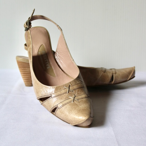 FUGITIVE By Francesco Rossi Leather Sling Back Heels Beige/Kaki Unique Size 38 - Picture 3 of 14